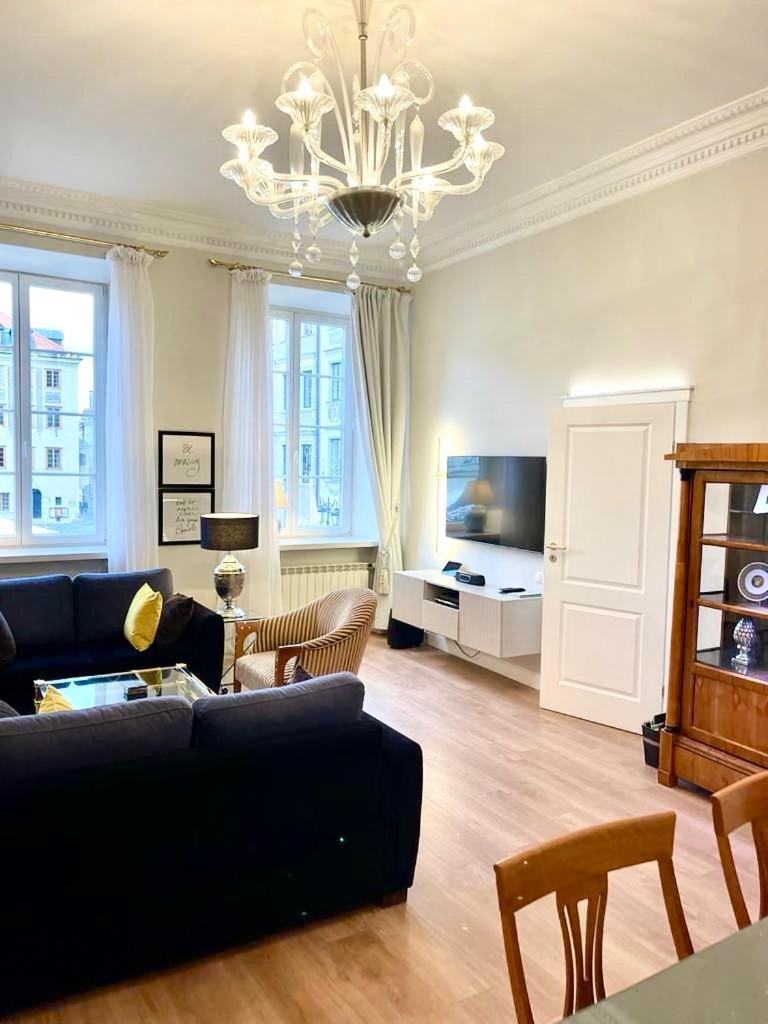 Luxury Apartments Mondrian Market Square III Warschau Kamer foto
