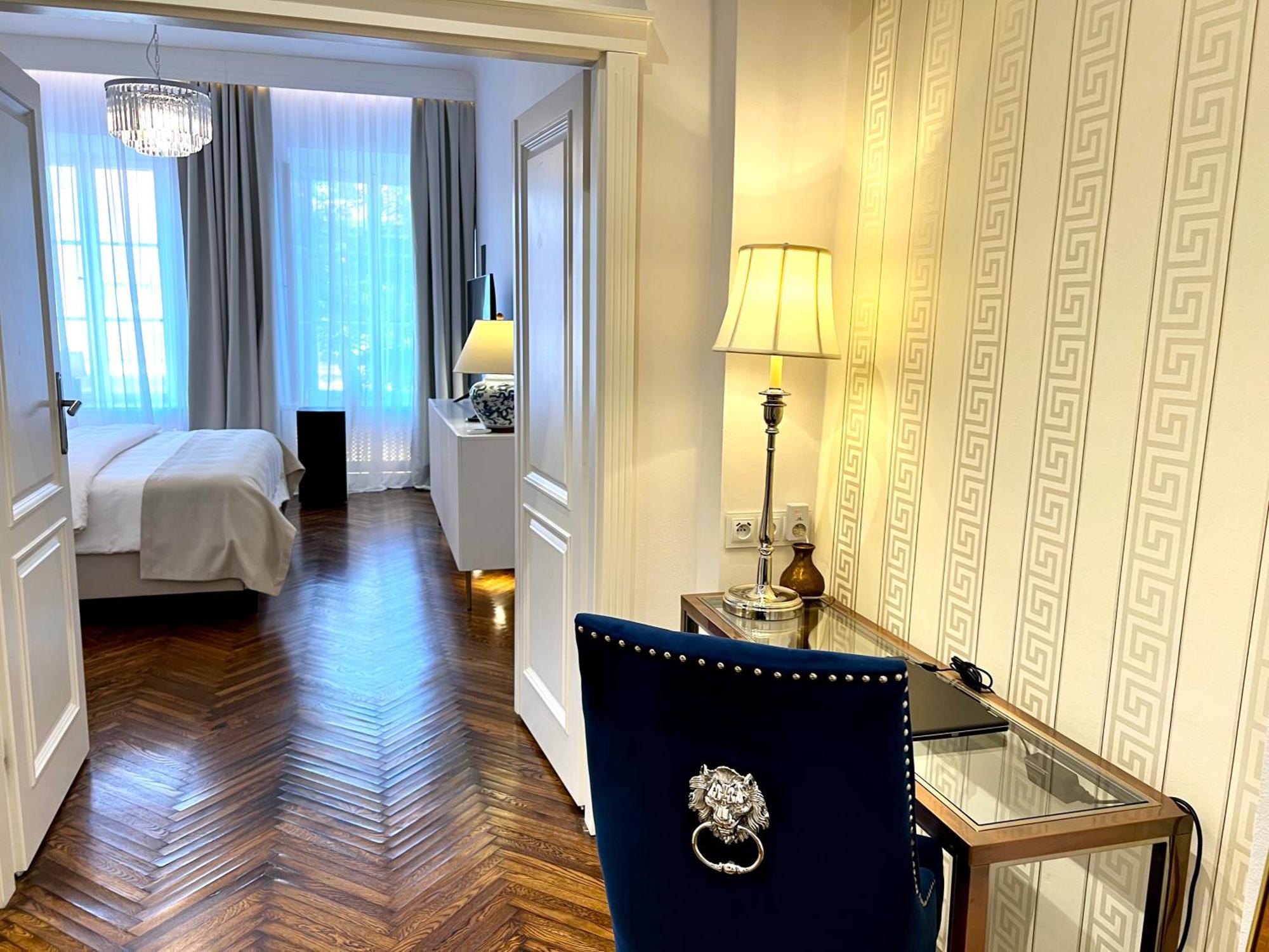 Luxury Apartments Mondrian Market Square III Warschau Kamer foto