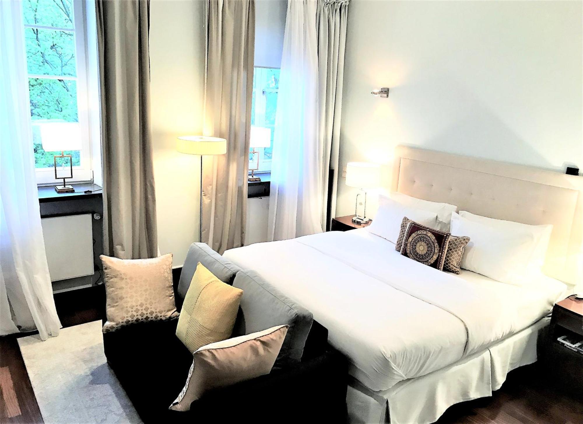 Luxury Apartments Mondrian Market Square III Warschau Kamer foto