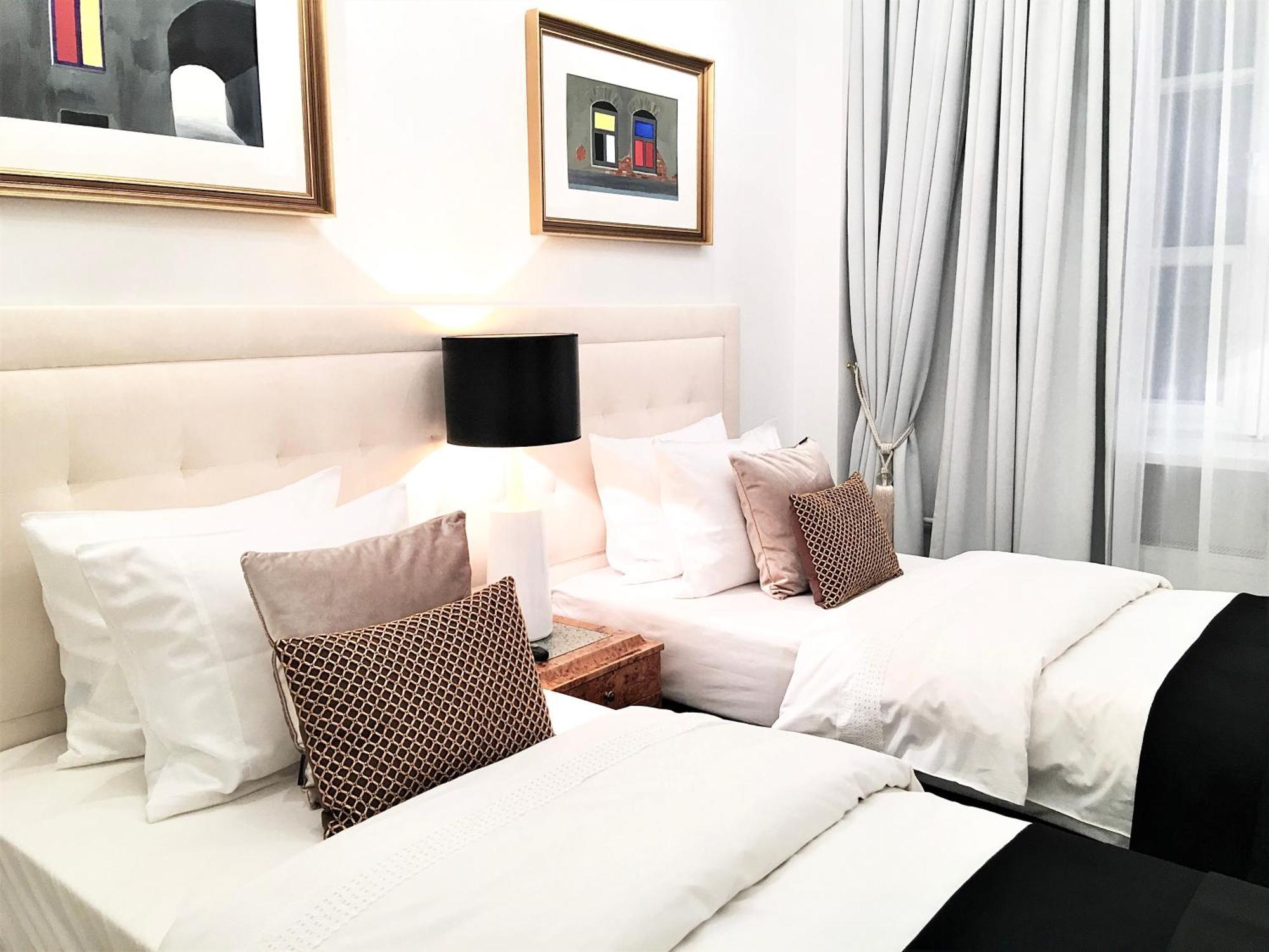 Luxury Apartments Mondrian Market Square III Warschau Kamer foto